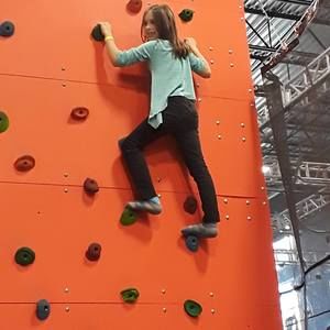 Meet your Posher, Victor